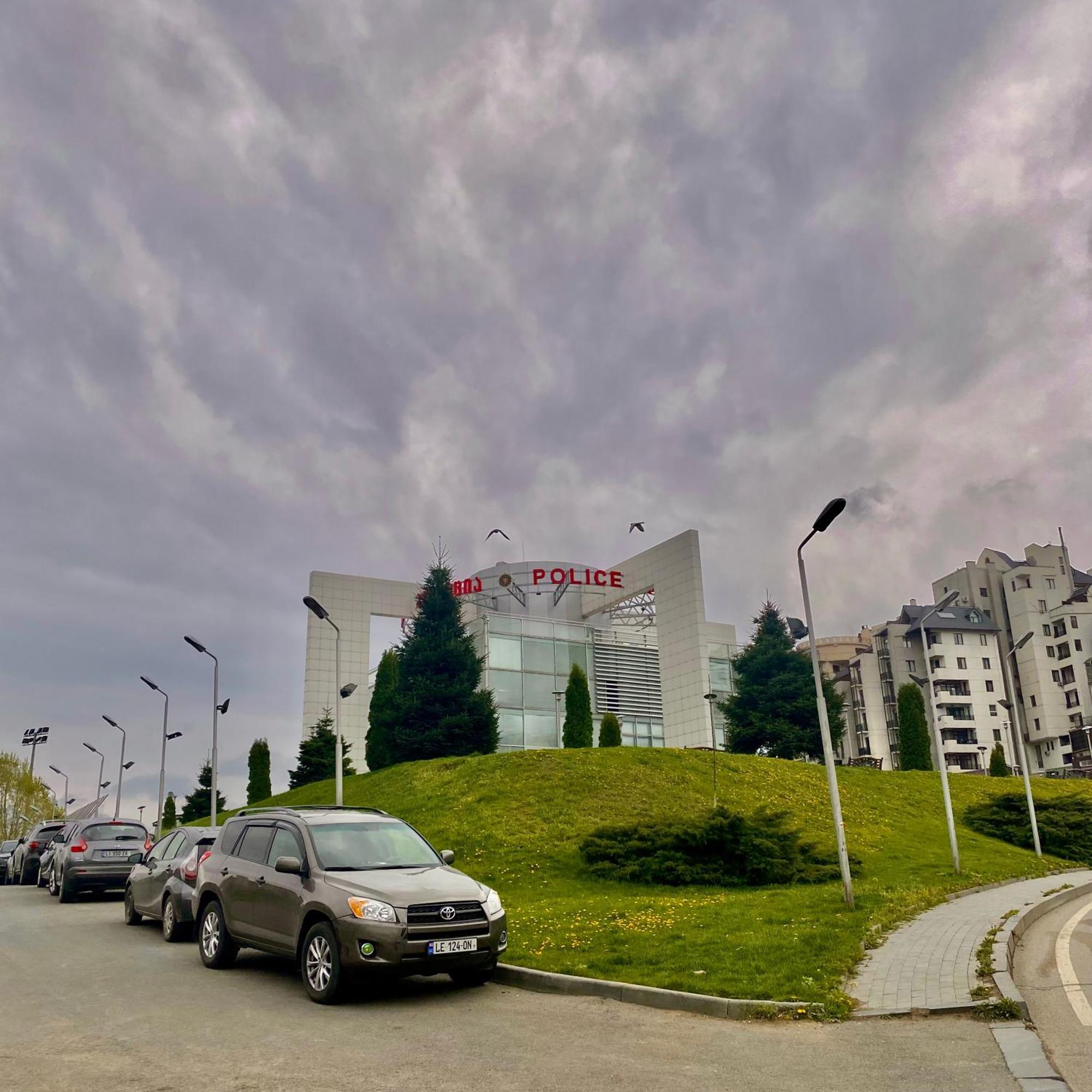 Апартаменты Tbilisi Tennis Экстерьер фото